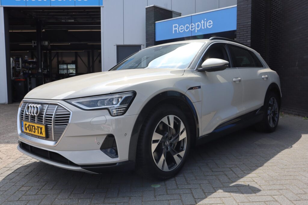 Audi E-tron leasen