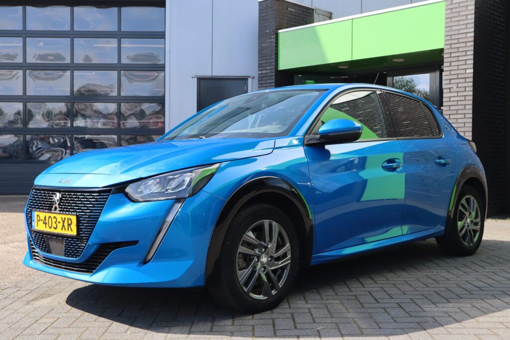 Peugeot e-208 leasen